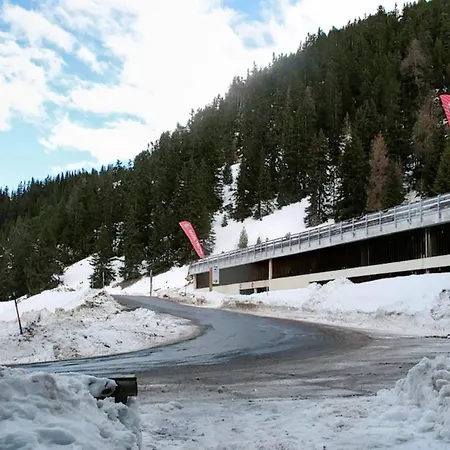 Apartment Near The Slopes At La Plagne-Tarentaise